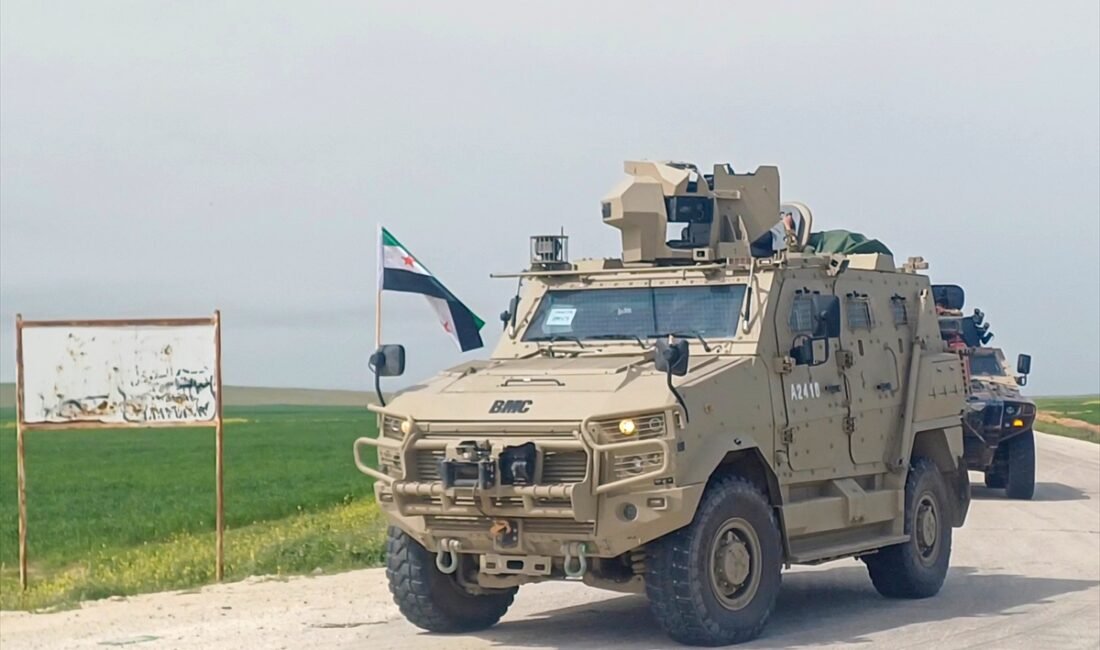 ABD’nin çekildiği Haseke’deki Kasrek Hava Üssü, Suriye ordusunun kontrolüne geçti