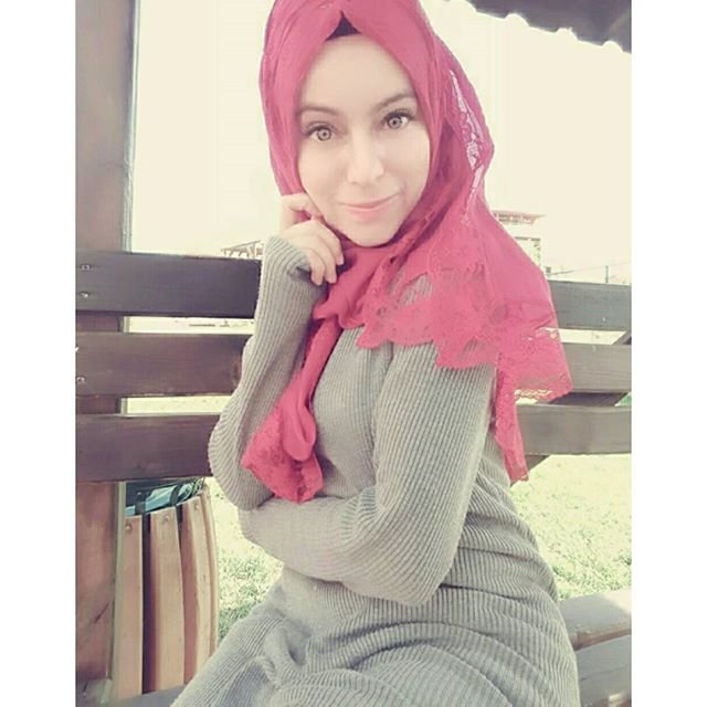 Türbanlı Gülcan - Utanmaz Kızlar | Türk İfşa, Reklamsız İfşa Platformu