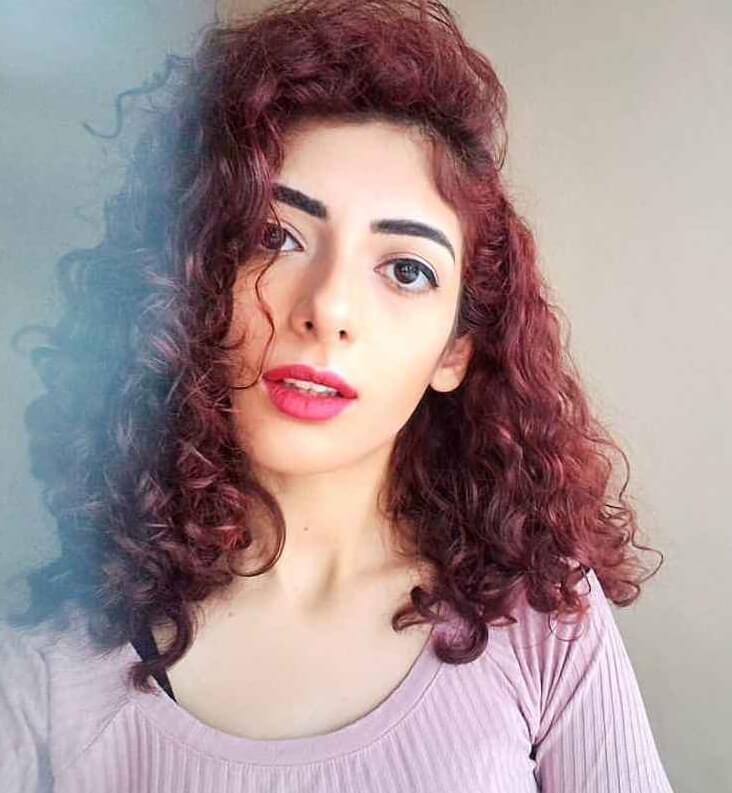 Aydınlı Kıvırıcık Eslem (Çok İyi) - Utanmaz Kızlar | Türk İfşa, Reklamsız İfşa Platformu