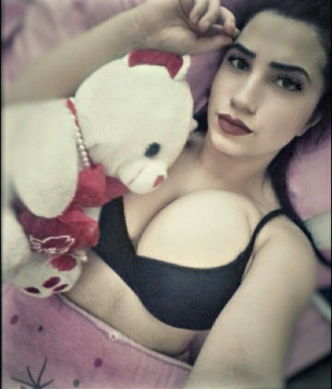 Koca Göğüslü Berna - Utanmaz Kızlar | Türk İfşa, Reklamsız İfşa Platformu