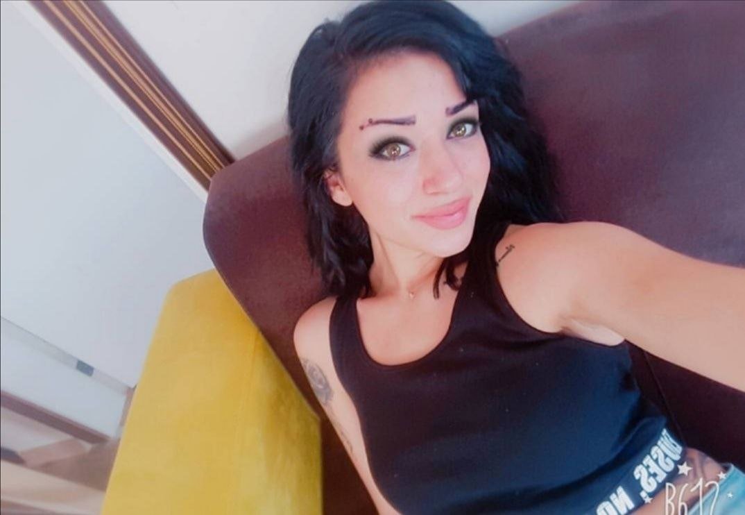 30'luk Dövmeli Çınar – Videolu - Utanmaz Kızlar | Türk İfşa, Reklamsız İfşa Platformu